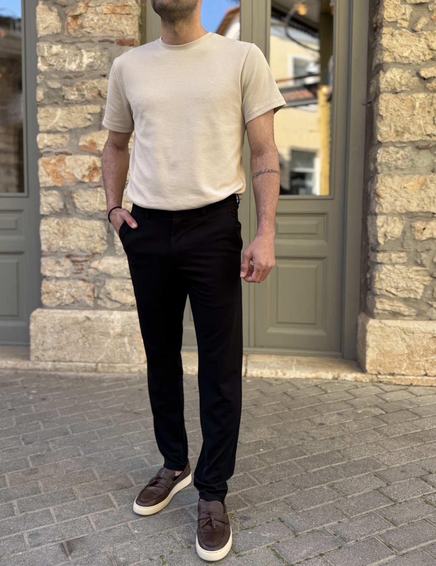 Ανδρικό μαύρο υφασμάτινο παντελόνι με λάστιχο στην μέση D1230M φωτογραφία